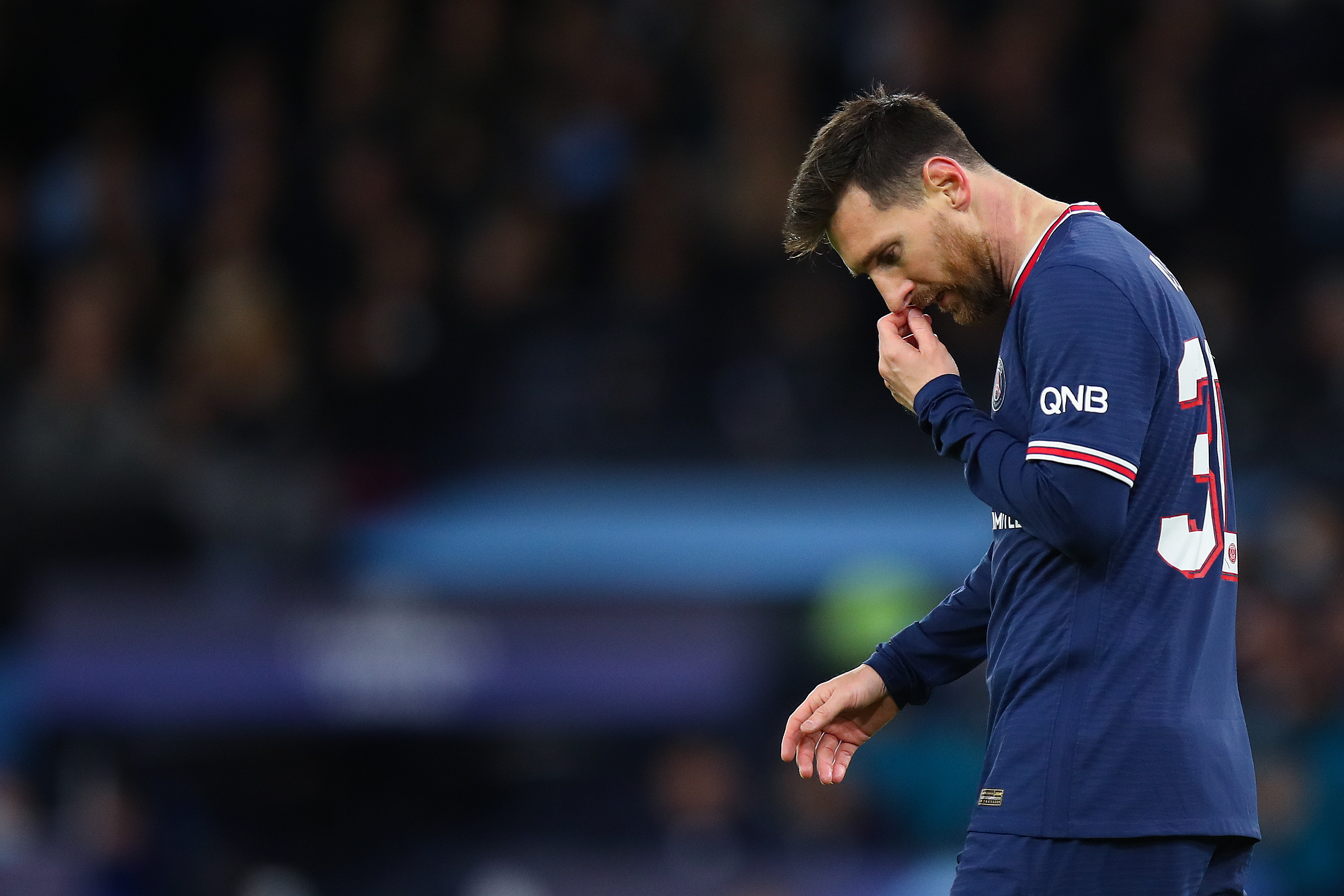 冠军搭档！德保罗已与梅西联手夺得5座冠军奖杯（梅西携手德保罗，已共同斩获5项冠军）