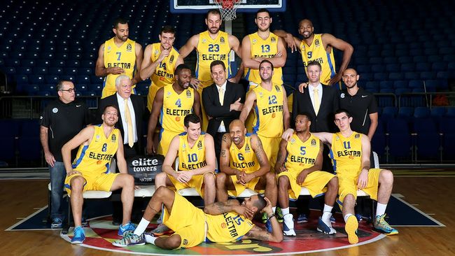 中超俱乐部欠薪问题严峻，准入审核难度大，职业化进程仍不完善。（中超俱乐部欠薪普遍，准入门槛提升，职业化建设仍待完善）