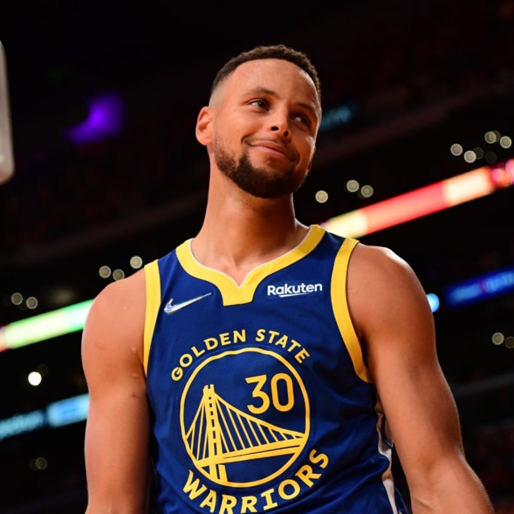 利物浦3-2毕尔巴鄂竞技，萨拉赫破门+失点，加克波双响（利物浦3-2险胜毕尔巴鄂竞技：萨拉赫进球失点，加克波梅开二度）