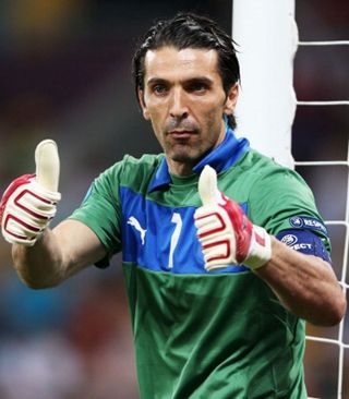 皇家马德里真的“依赖姆巴佩”？数据告诉你答案（皇家马德里真的离不开姆巴佩吗？数据给出答案）