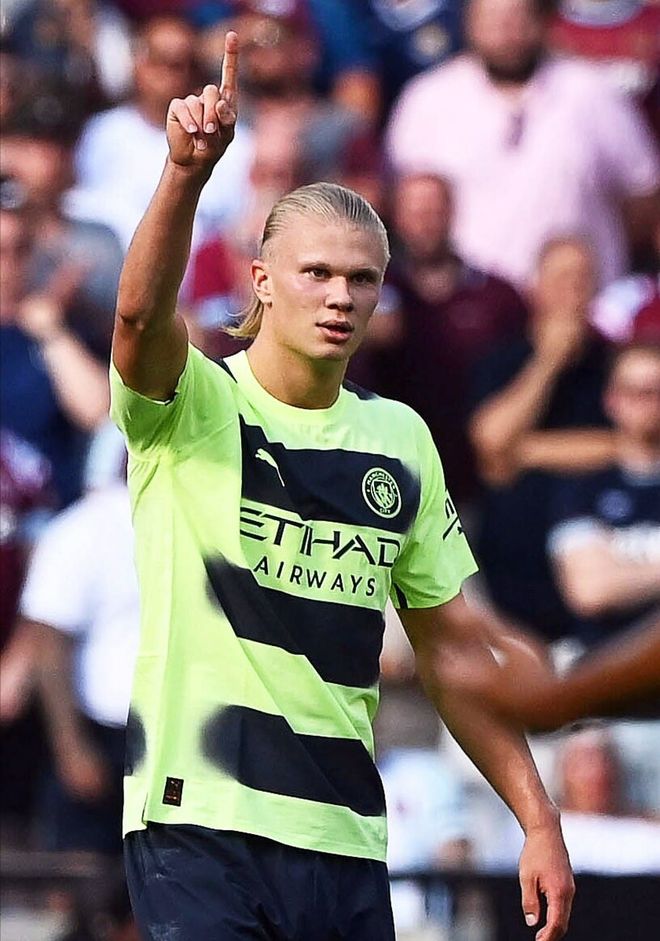 共和报：米兰正加速推进签回蒂亚戈-席尔瓦的交易（共和报：米兰加快敲定蒂亚戈-席尔瓦回归）